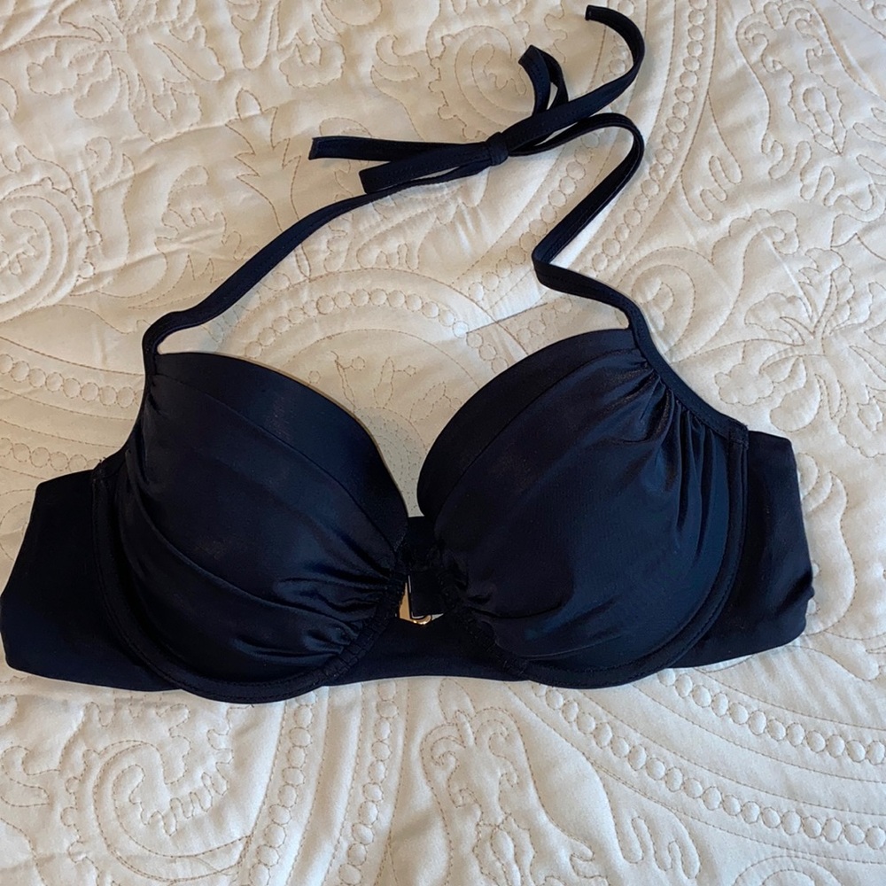 Victoria’s Secret black push-up bikini top…
